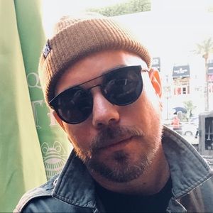 Meet your Posher, Jason